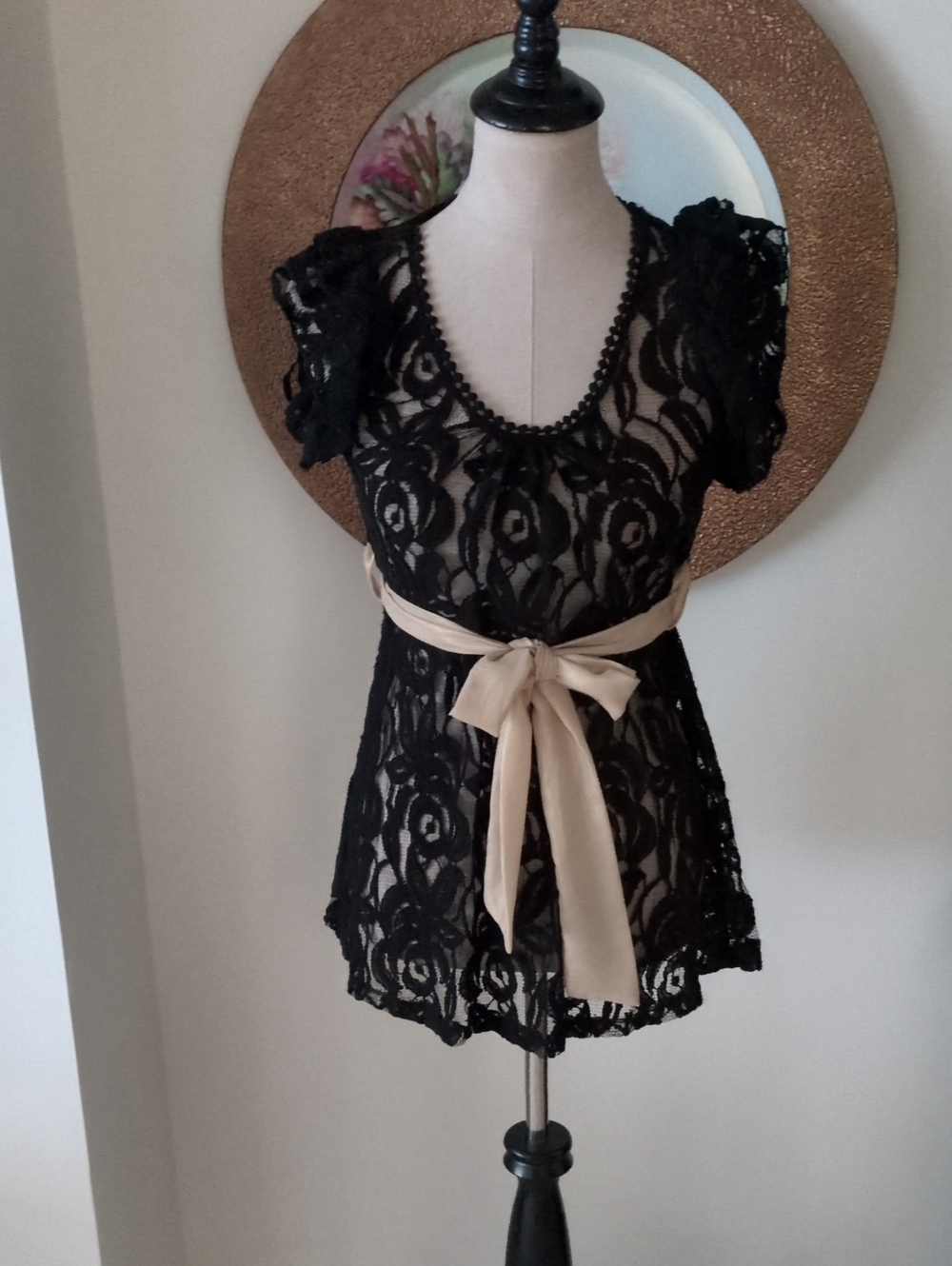 Rue 21 Black Lace Short Sleeve Tunic with Cream/Gold Satin Tie ( Fits Smaller)